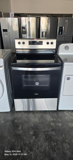 Whirlpool Electric Range – Smooth Top, Stainless, Clean