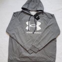 Under Armour Men’s Medium Hoodie