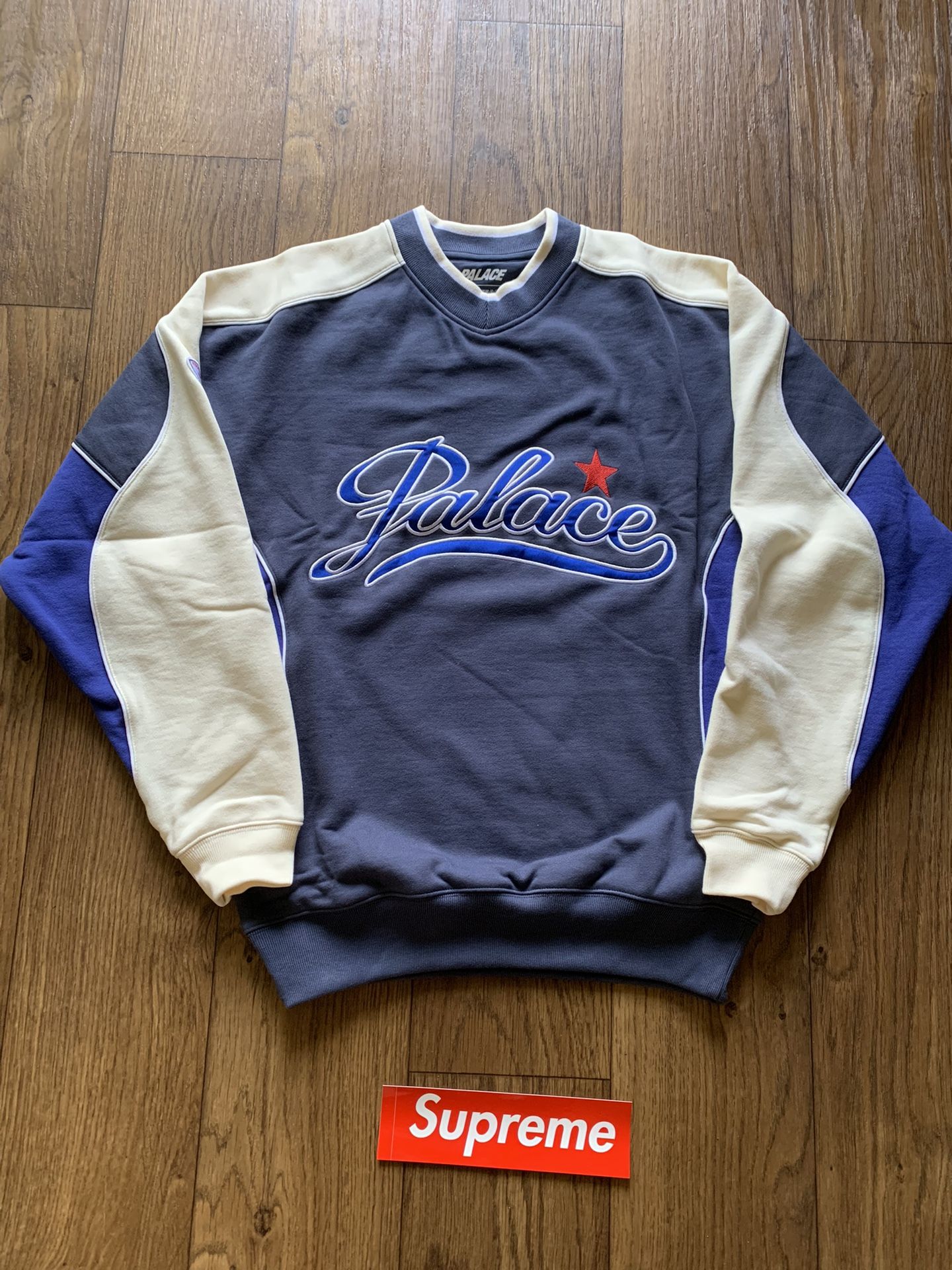 Palace Star Script Crew Neck Navy Size Small