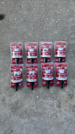 Milwaukee 1 1/8” hole saws with arbor