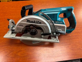 Makita Circular Saw 7 1/4 Brushless  Tool Only