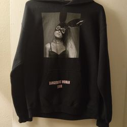 Ariana Grande  Sweatshirt Hoodie 