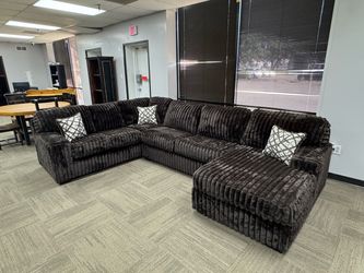 Furniture sectional set