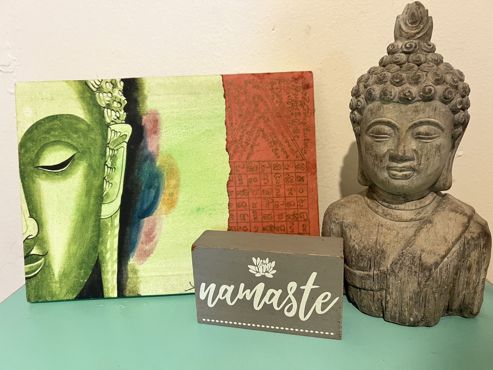 🪷 Zen Buddha Decor Set – Statue, Canvas Art & “Namaste” Sign