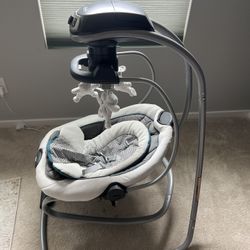 Baby Swing and Rocker - Graco DuetSoothe 