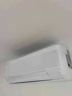 White Mini Split Wall AC Indoor Unit