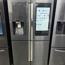 Refrigerator Smart Flex Door