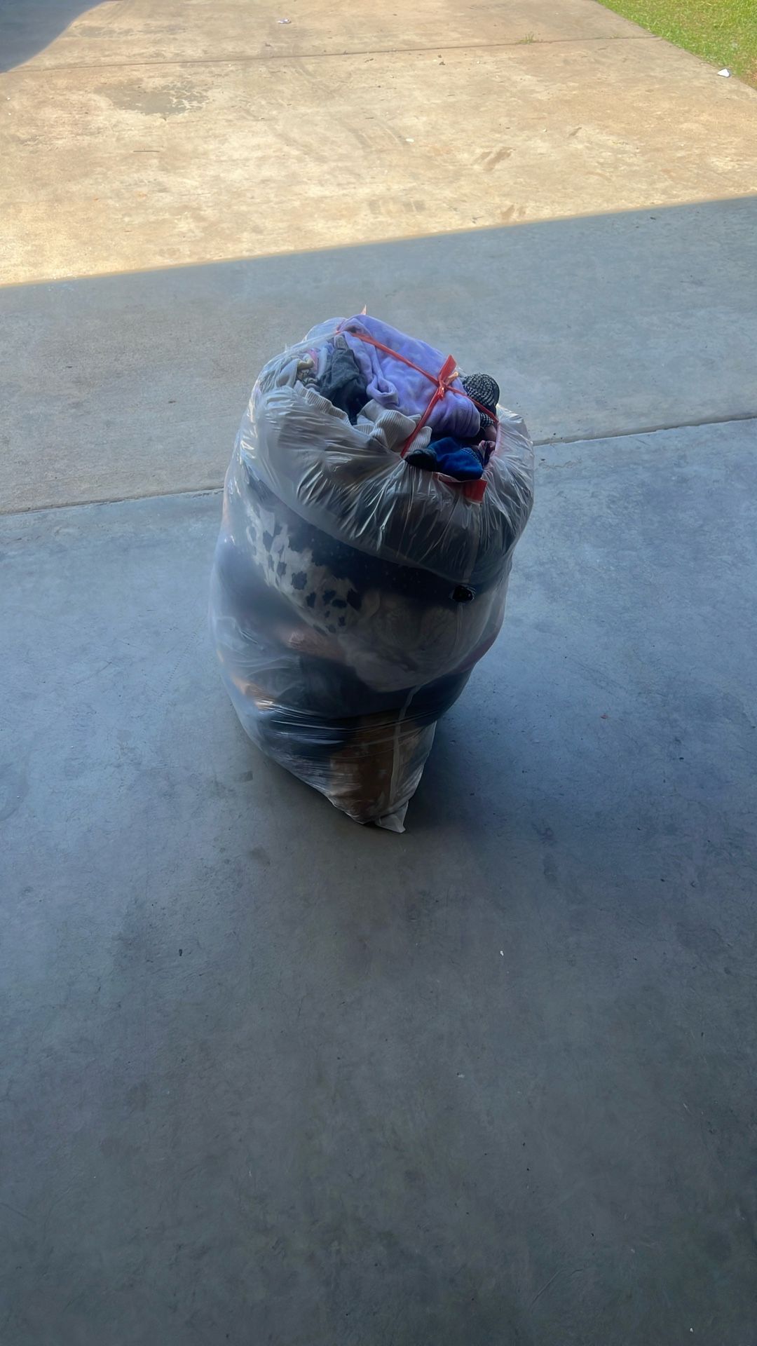 Ropa revuelta para niños niñas y mujer Gratis