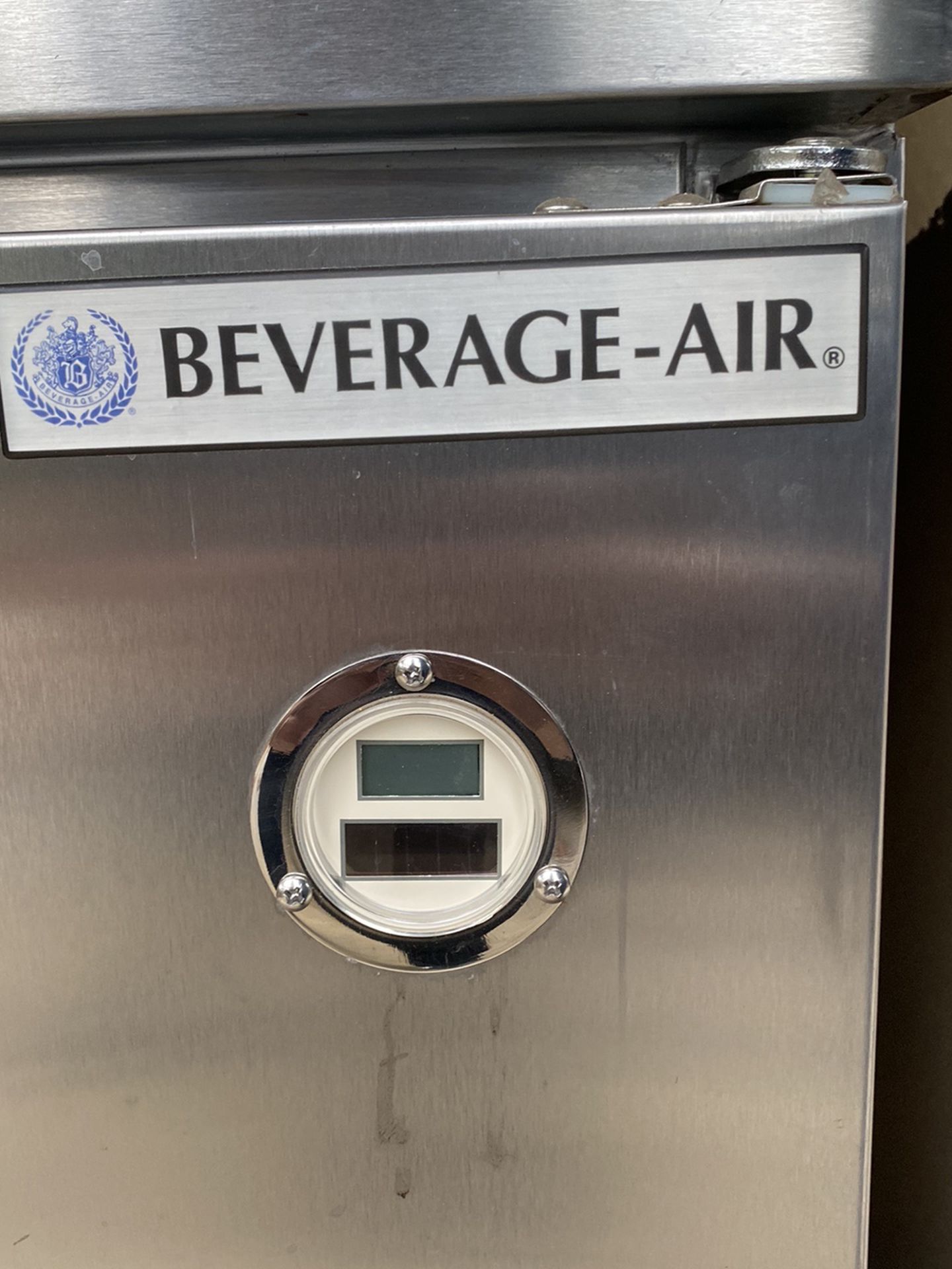 Beverage Air Fridge/Freezer 48in
