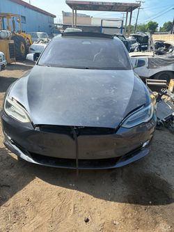 2017 Tesla model s parts out