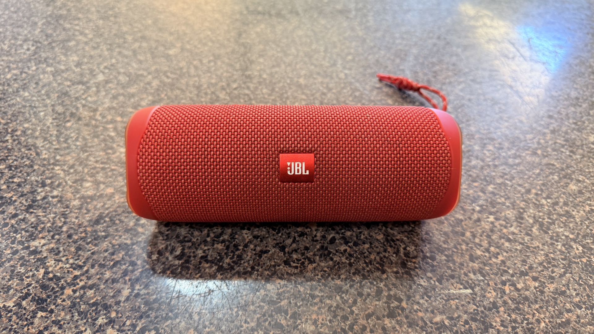 JBL Flip 5 Bluetooth Speaker, Red
