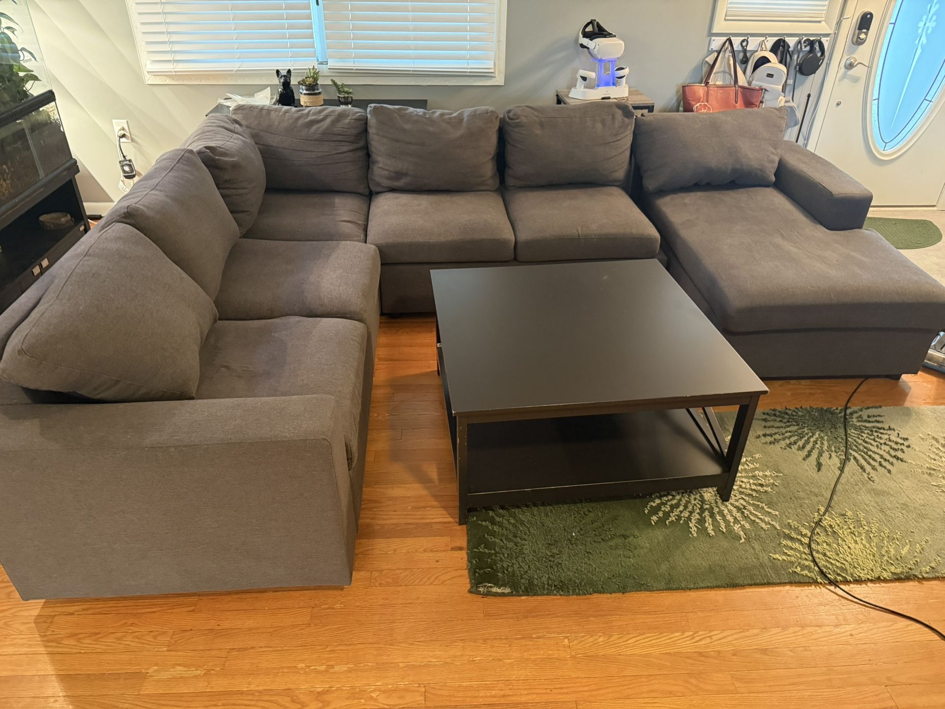 Large 10 Ft. L-Shaped Couch w/ Coffee Table