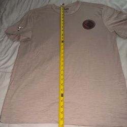 Classic Lee T Shirt Avy  Den Circular Leather Patch Beige Size Large