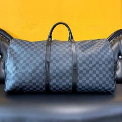 LOUIS VUITTON Keepall Bandoulière 55 in Damier Graphite - AUTHENTIC bag