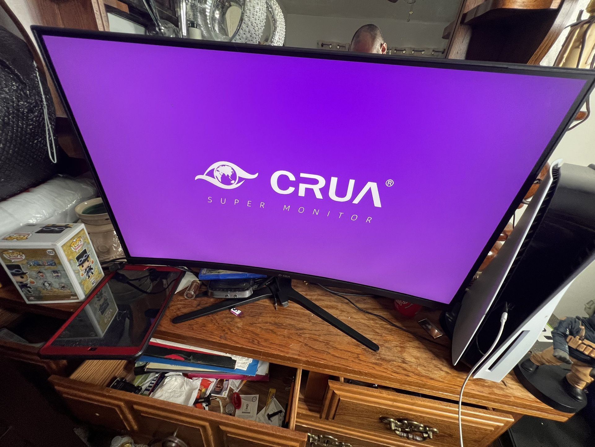 Crua Gaming Monitor