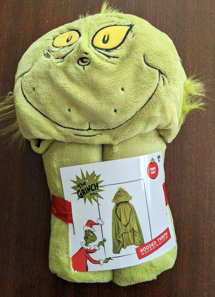 Grinch Hooded Throw 