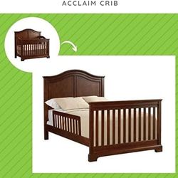 YoungAmericababy Toddler Bed Daybed Changing Table