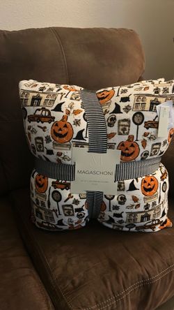 Halloween Town Pillow Set