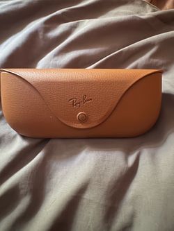 Metas Charging Case