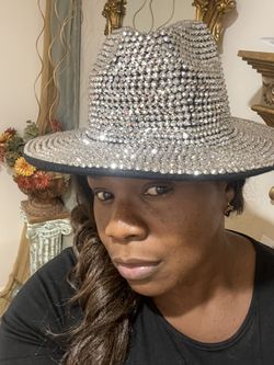 Fashionable HATS 🎩 MATCHING PURSE