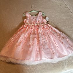 Toddler Girl Dresses Size( 5  ). $$ 35 Each