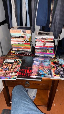 Manga and Comic Book Lot