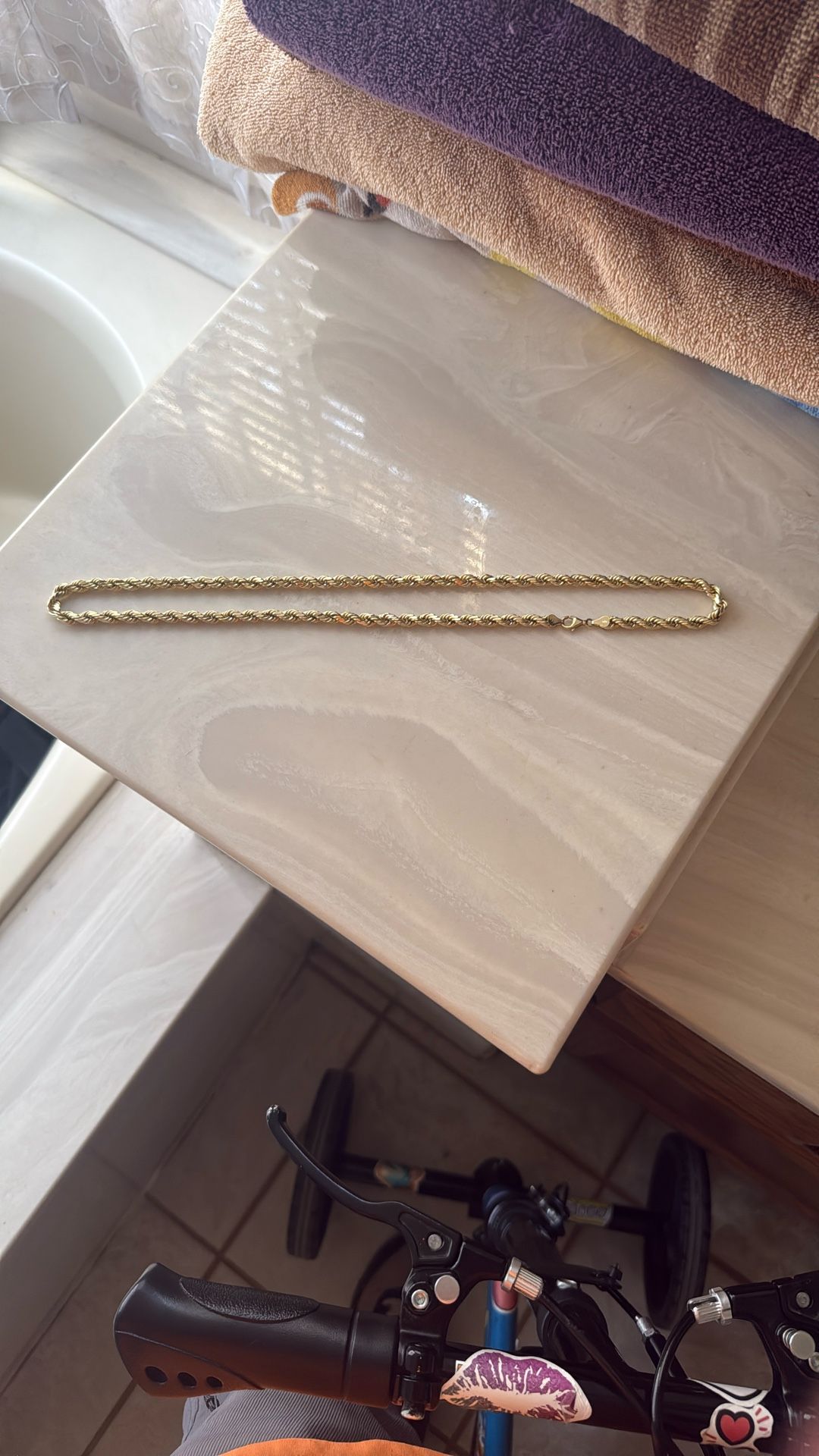 10k Gold Hollow Chain