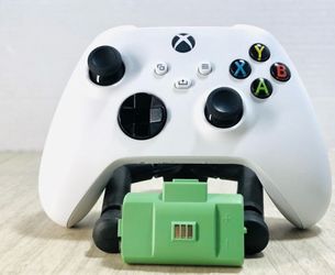 X-Box S controller with rechargeable battery