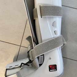 Like New Orthopedic Medical Foot Brace Size L
