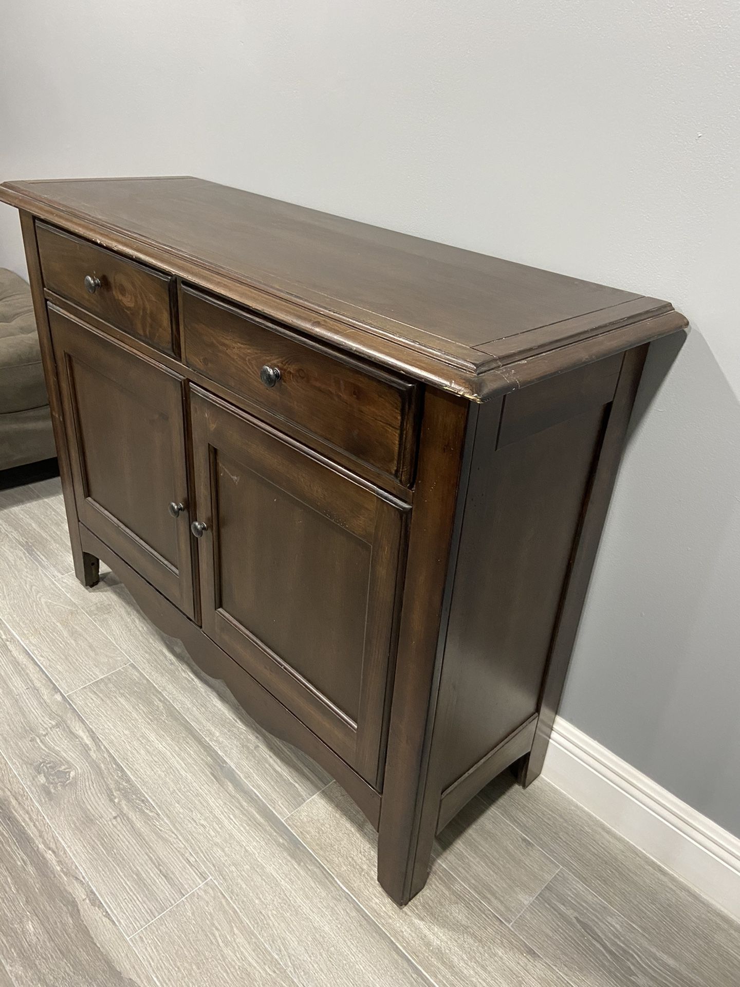 Buffet table for Sale in Pembroke Pines, FL OfferUp