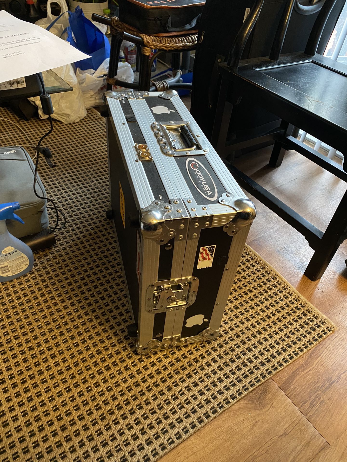 DJ Turntable Along With The Case