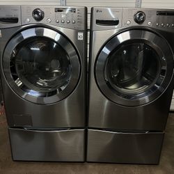 VERY NICE  LG WASHER AND ELECTRIC DEYER SET EXCELLENT WORKING CONDITIONS 