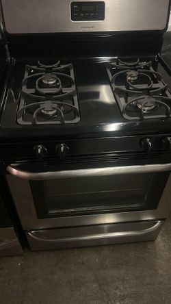 Frigidaire Gas Stove 🔥