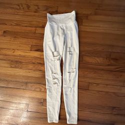 White Alo Leggings- High waisted ripped warrior for Sale in Tallahassee, FL  - OfferUp