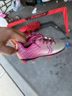 Young Girls Soccer Cleats