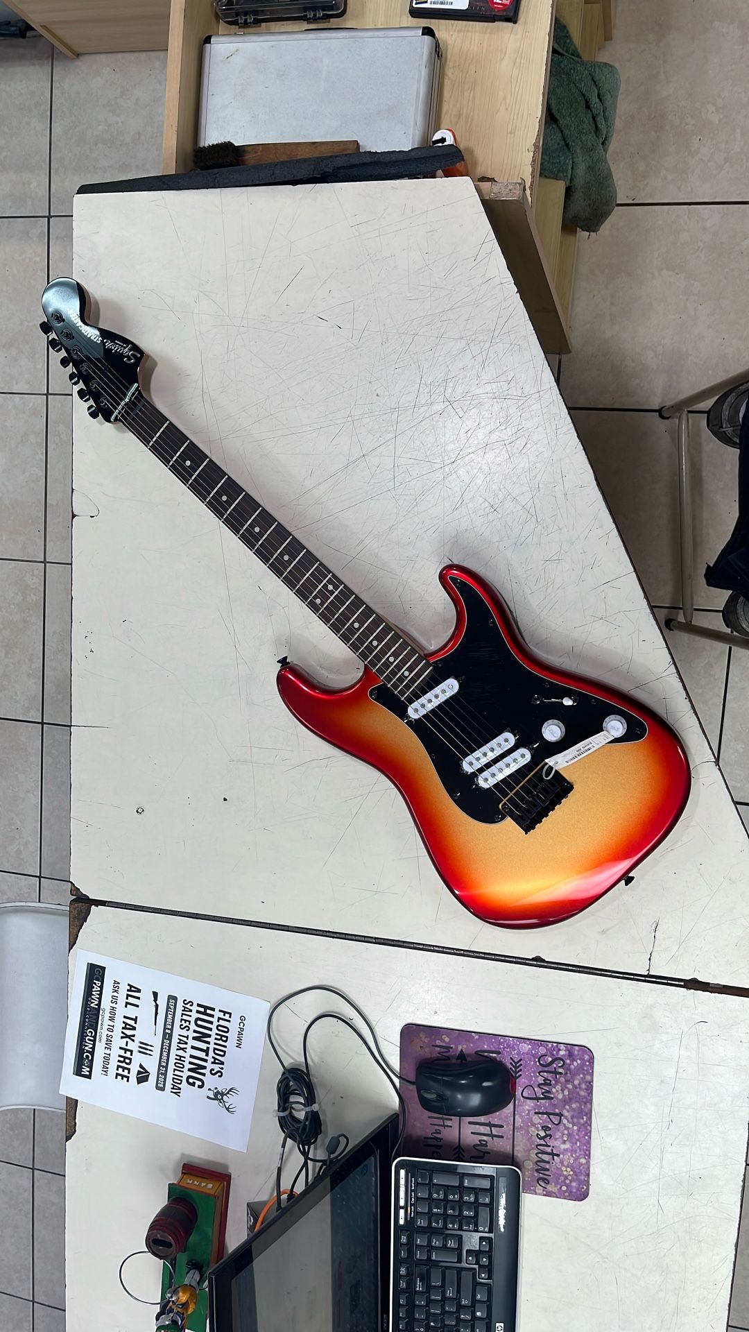 Electric Guitar / Fender