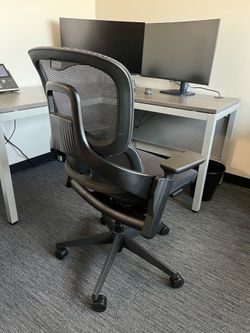 U-Line Executive Mesh Chair