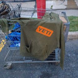 Yeti Sweatshirt 