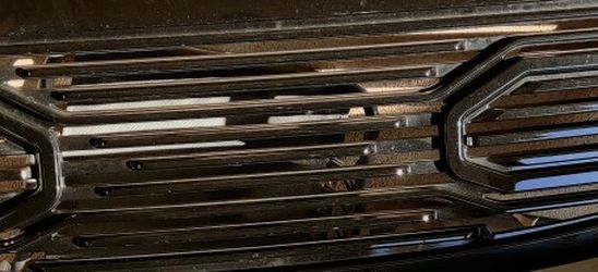 09-18 Ram 1500 Grill