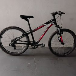 BICYCLE SPECIALIZED 7 SPEED SIZE 24 BRAND NEW 