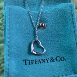 Beautiful Necklace From Tiffany And Co 
