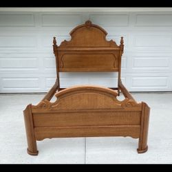 Queen Size Oak Bed Frame 