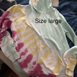 Free Women’s Clothes 