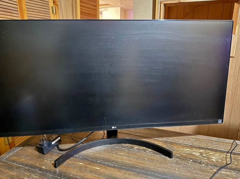 LG Monitor
