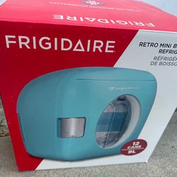Retro Mini Fridge
