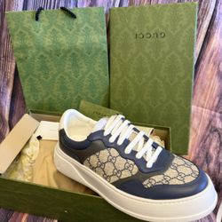 SALE!!! SALE!!! Sneakers Size 10 US Men $175