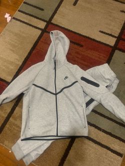 Nike tech 2026 large
