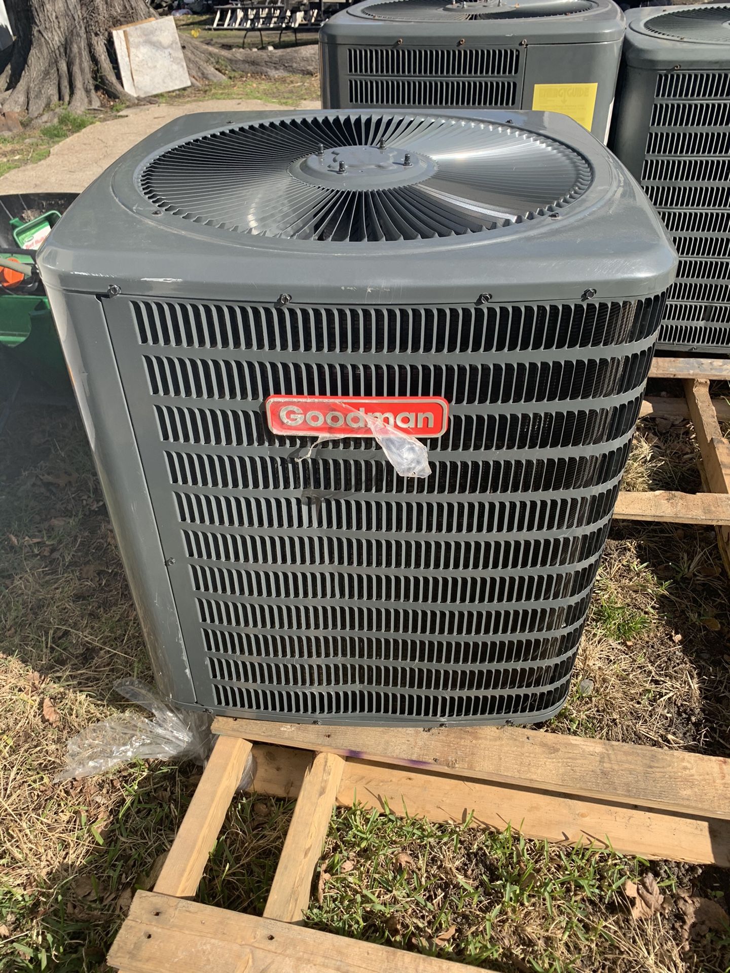 Goodman 3 ton r410 AC condenser.