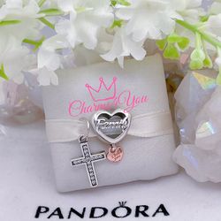 Adorable Charm 925 silver for Pandora moments bracelet.
