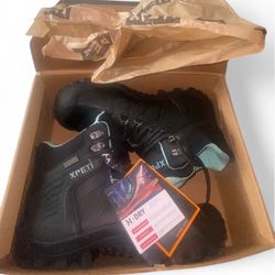 Women’s Hiking Boots 